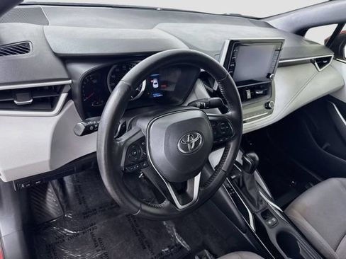 Used 2020 Toyota Corolla SE w/ Carpet Mat Package (TMS) FWD image 9