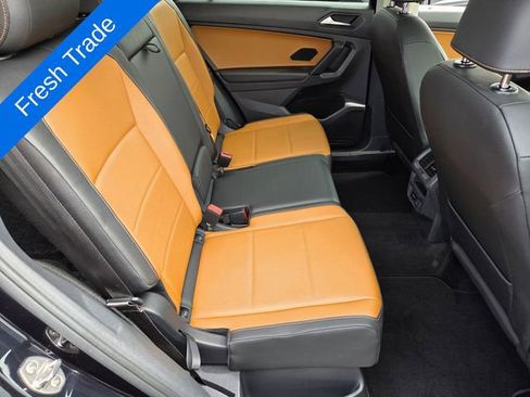 Used 2019 Volkswagen Tiguan SEL AWD/4WD image 16