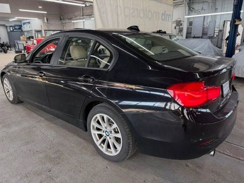 Used 2017 BMW 320i xDrive Sedan AWD/4WD image 2