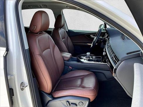 Used 2019 Audi Q7 3.0T Premium Plus w/ Premium Plus Package image 9