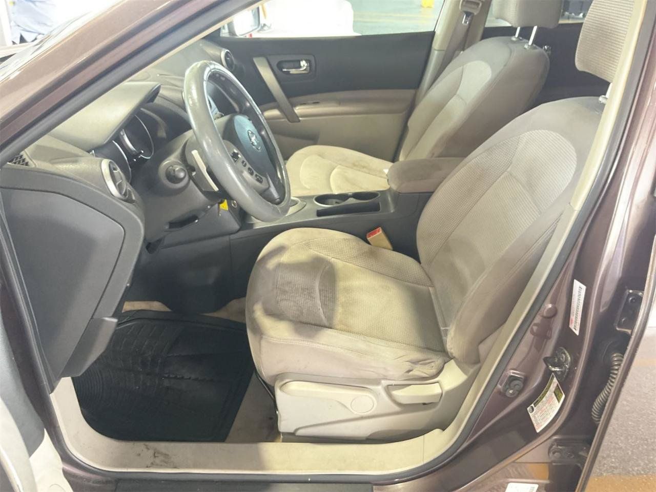 Used 2008 Nissan Rogue SL w/ Premium Pkg FWD image 6