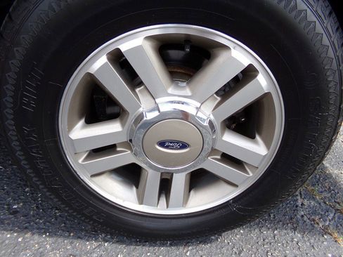 Used 2005 Ford F150 Lariat image 59