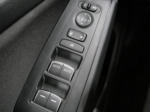 Used 2025 Honda Civic Sport image 13