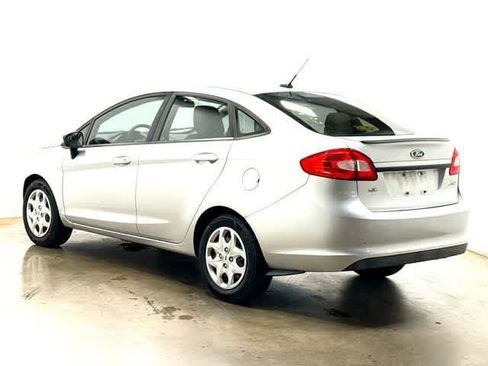 Used 2011 Ford Fiesta SE w/ Super Fuel Economy Pkg FWD image 20
