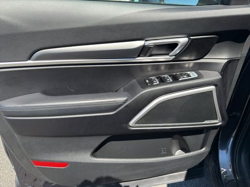 Used 2021 Kia Telluride S image 11