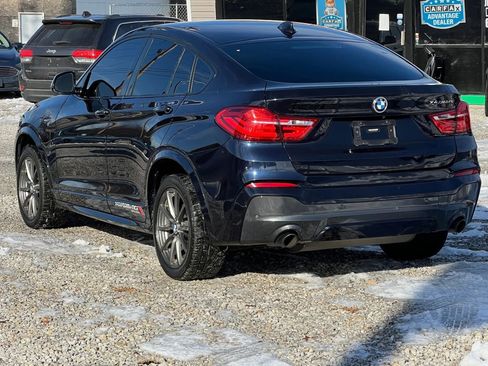 Used 2018 BMW X4 M40i image 4