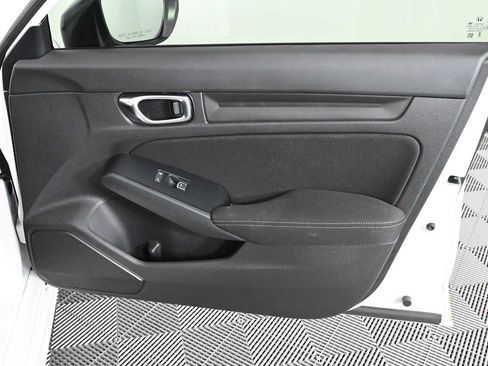 Used 2024 Honda Civic Sport image 10