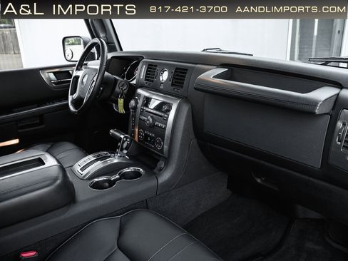 Used 2008 HUMMER H2 image 10