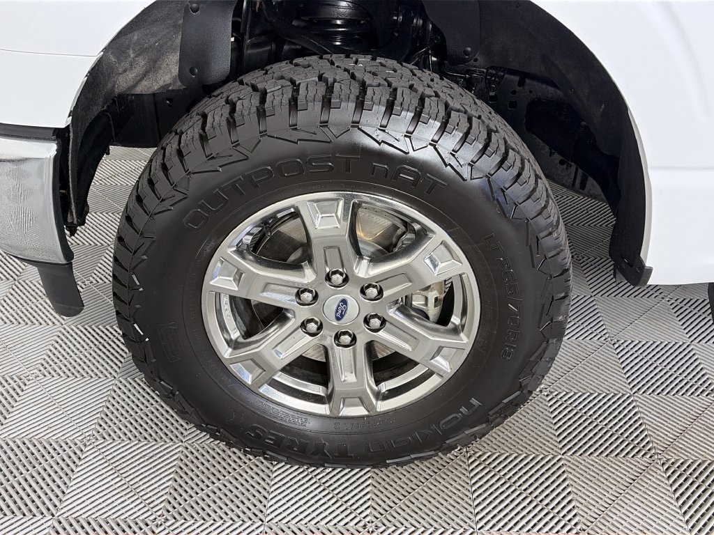 Certified 2022 Ford F150 XLT w/ Equipment Group 301A Mid AWD/4WD image 8