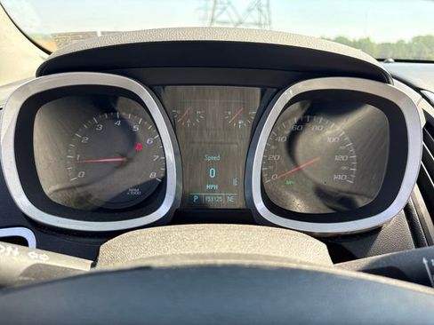 Used 2010 Chevrolet Equinox LT AWD/4WD image 24