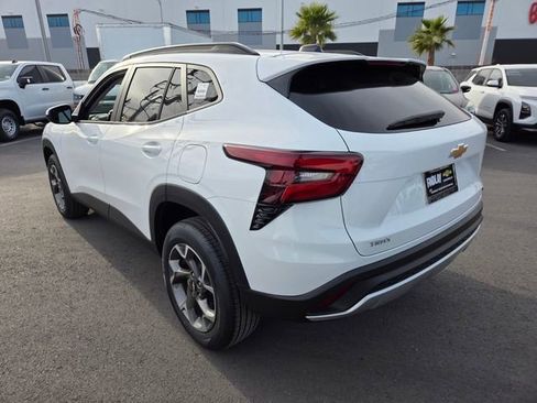 New 2026 Chevrolet Trax LT w/ Driver Confidence Package image 3