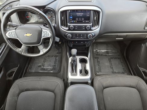 Used 2022 Chevrolet Colorado LT w/ LT Convenience Package AWD/4WD image 22