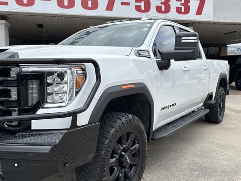 Used 2023 GMC Sierra 2500 AT4 w/ AT4 Preferred Package AWD/4WD image 6