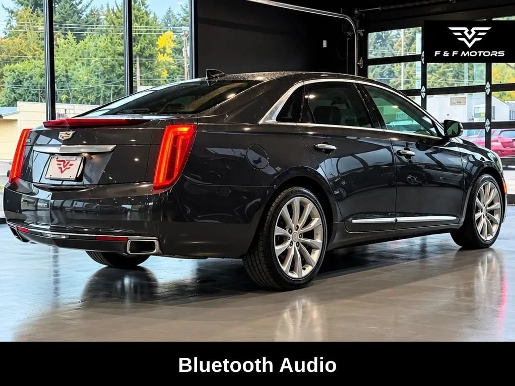 Used 2016 Cadillac XTS Luxury AWD/4WD image 3