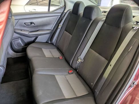 Used 2025 Nissan Sentra SV FWD image 21