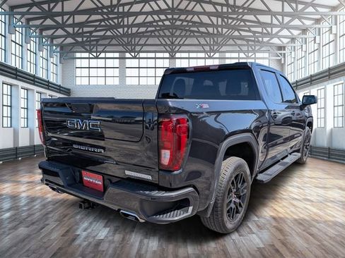 Used 2024 GMC Sierra 1500 Elevation w/ LPO, Elevation Black Package AWD/4WD image 4