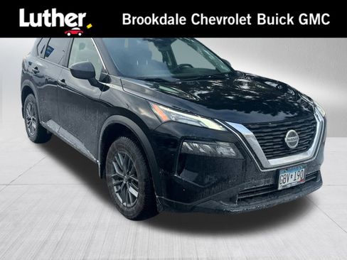 Used 2021 Nissan Rogue S image 1