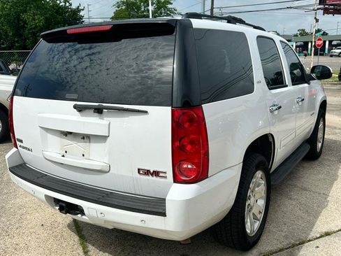 Used 2011 GMC Yukon SLT RWD image 3