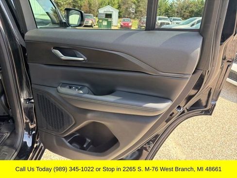 Used 2023 Jeep Grand Cherokee Laredo w/ Luxury Tech Group I AWD/4WD image 40