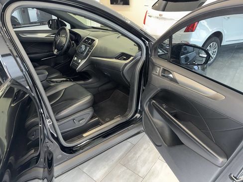 Used 2017 Lincoln MKC Premiere FWD image 15