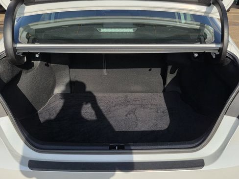 Used 2022 Toyota Camry XLE FWD image 23