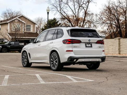 New 2026 BMW X5 xDrive40i w/ Executive Package AWD/4WD image 3