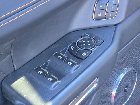 Used 2023 Ford Expedition Platinum image 22