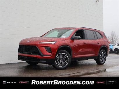 New 2025 Buick Enclave Sport Touring w/ Power Package