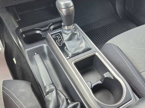 Used 2023 Toyota Tacoma TRD Sport AWD/4WD image 22