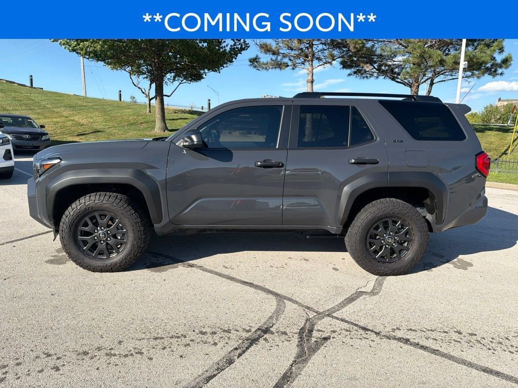 Certified 2025 Toyota 4Runner SR5 AWD/4WD image 11
