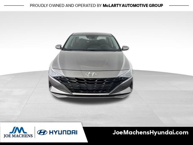 Used 2023 Hyundai Elantra SEL FWD image 3