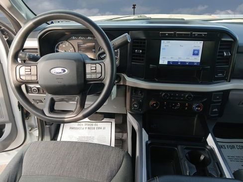 Certified 2024 Ford F250 XLT w/ FX4 Off-Road Package AWD/4WD image 10