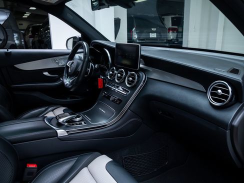 Used 2019 Mercedes-Benz GLC 63 AMG 4MATIC w/ Multimedia Package image 32