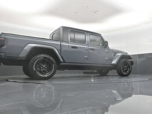Used 2024 Jeep Gladiator Sport AWD/4WD image 45