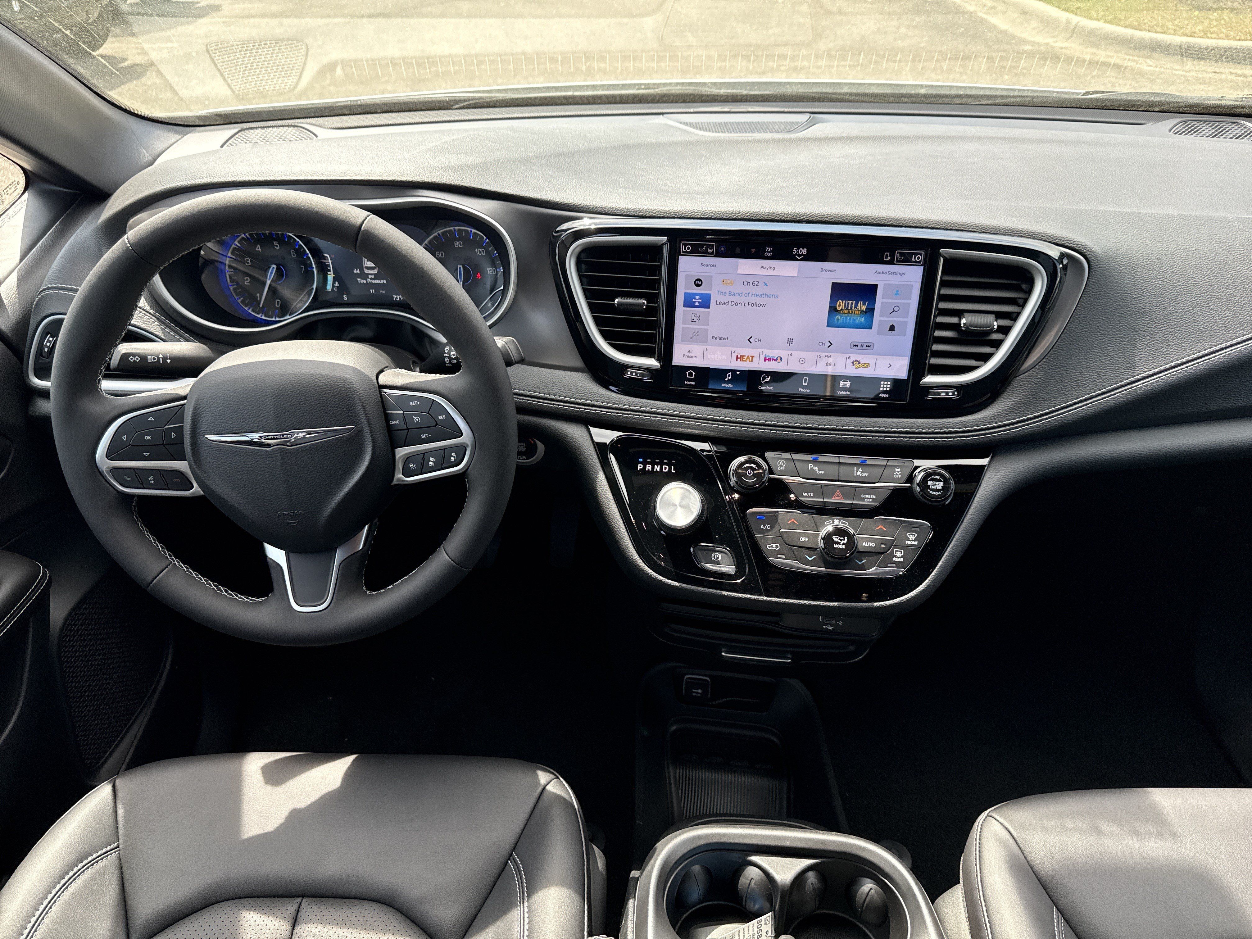 New 2026 Chrysler Pacifica Select FWD image 25