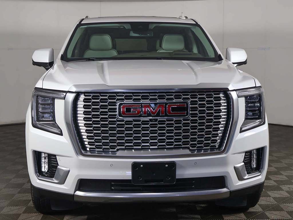 Used 2024 GMC Yukon Denali AWD/4WD image 18