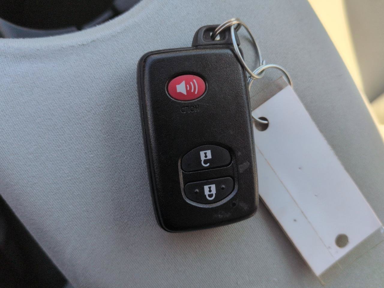 Used 2015 Toyota Prius Two FWD image 31