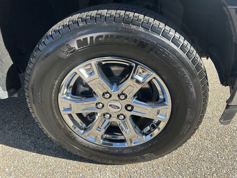 Used 2023 Ford F150 XLT w/ Equipment Group 302A High image 9