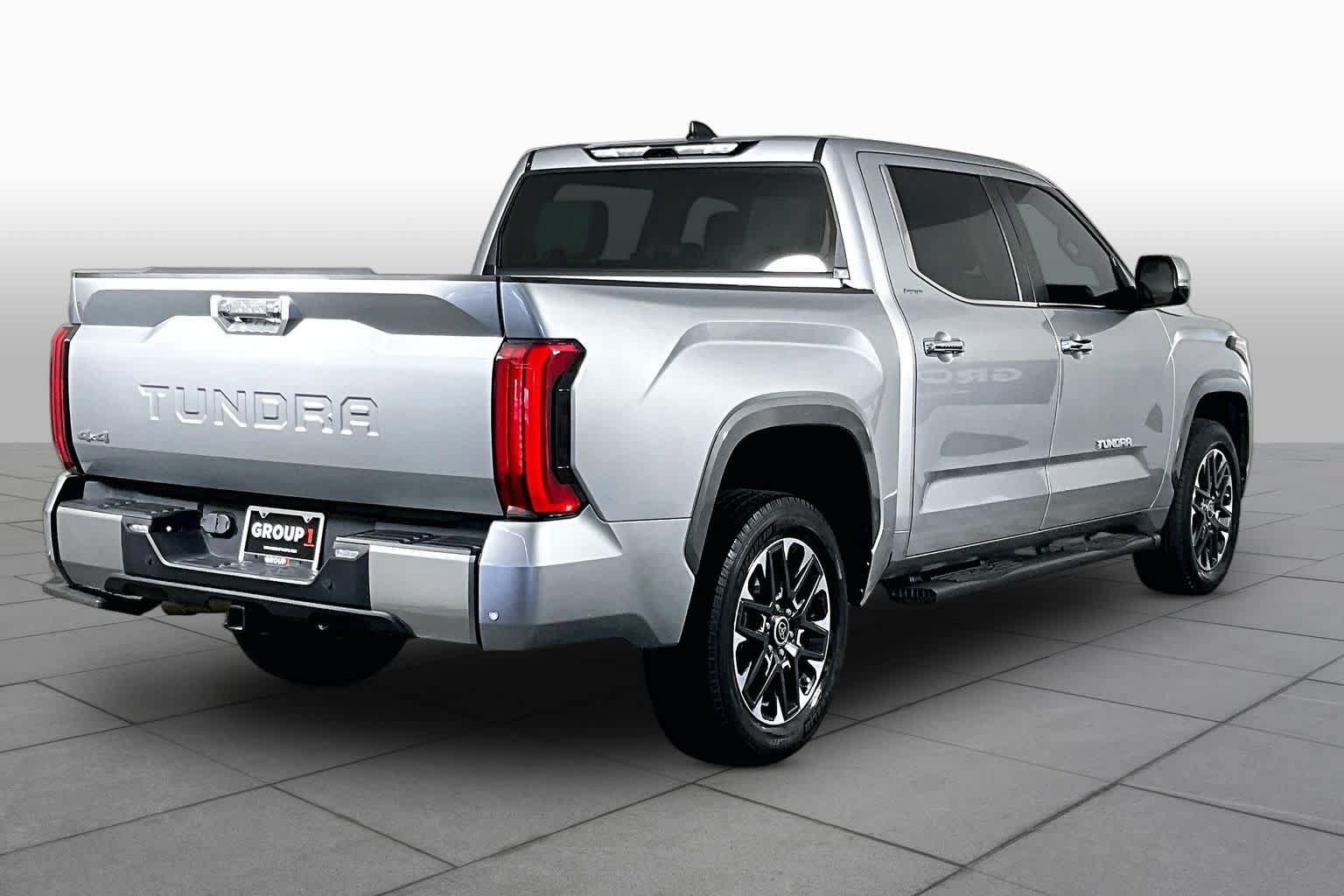 Used 2024 Toyota Tundra Limited w/ Power Package AWD/4WD image 12