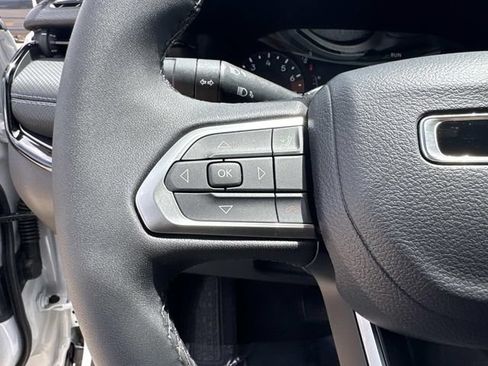 New 2026 Jeep Compass Latitude AWD/4WD image 24
