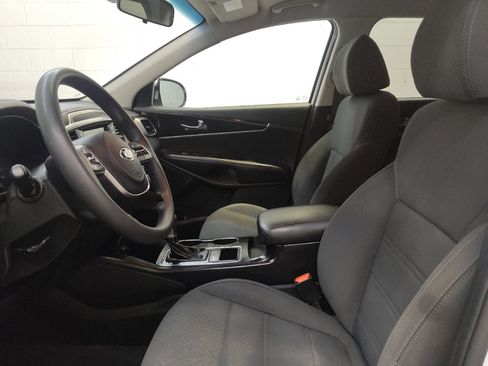 Used 2019 Kia Sorento L FWD image 17