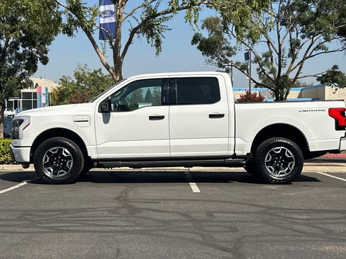 Certified 2023 Ford F150 Lightning XLT w/ Max Trailer Tow Package AWD/4WD image 6