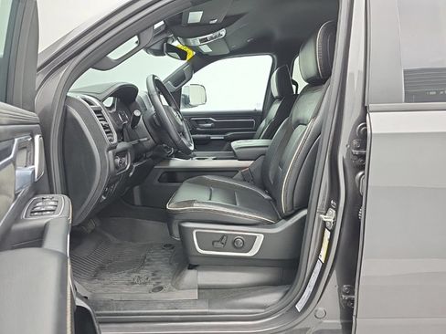 Used 2023 RAM 1500 Laramie AWD/4WD image 12