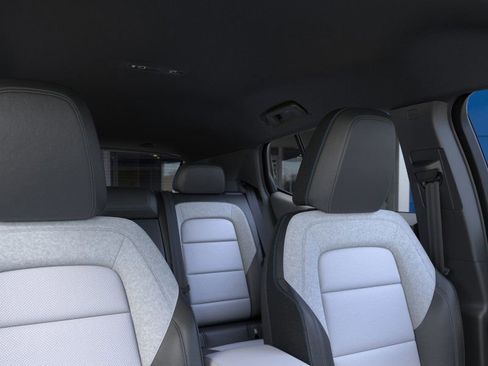 New 2026 Chevrolet Equinox EV LT image 48