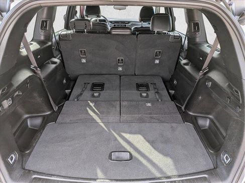 Used 2024 Jeep Grand Cherokee L Laredo image 20