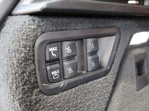 Used 2021 BMW X7 M50i AWD/4WD image 72