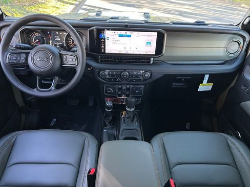 New 2026 Jeep Gladiator Mojave image 11