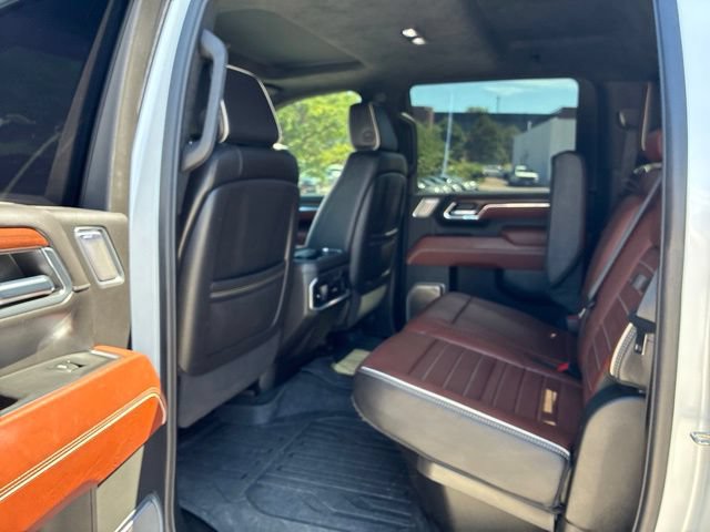 Used 2024 GMC Sierra 3500 Denali Ultimate AWD/4WD image 16
