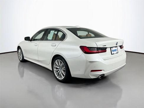 Used 2023 BMW 330i xDrive Sedan w/ Parking Assistance Package AWD/4WD image 4