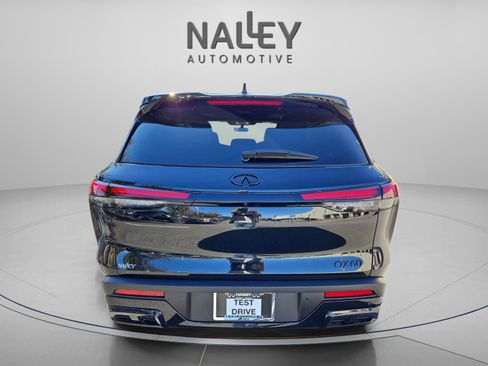 Certified 2025 INFINITI QX60 Luxe w/ Black Edition image 4